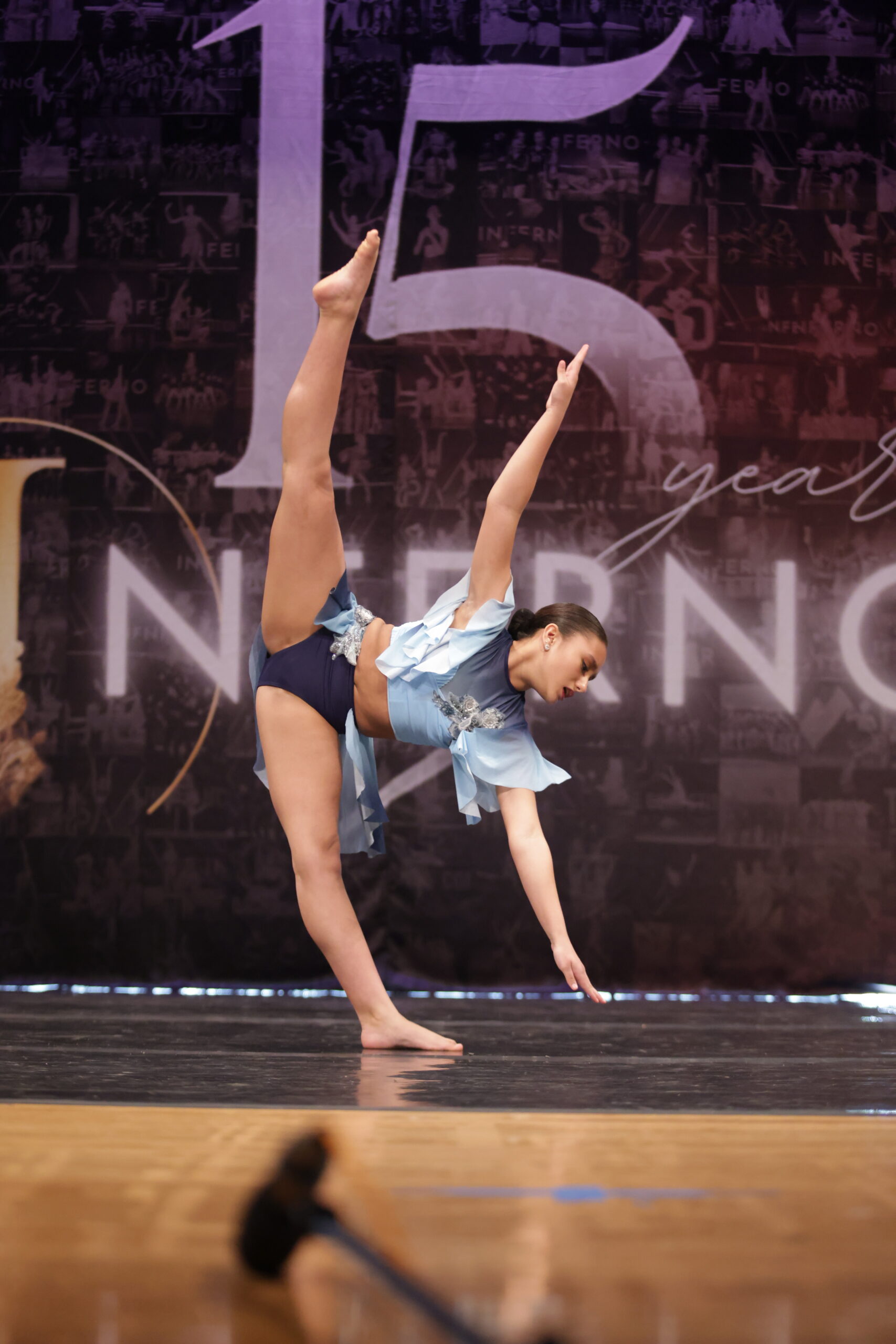 Bella Tilt 2026 KLDS